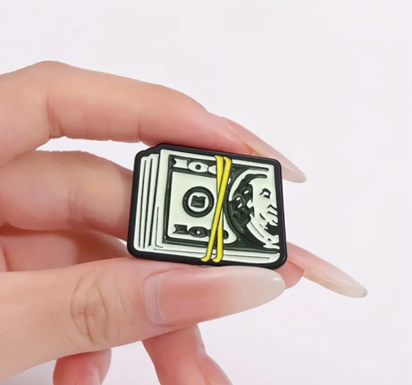 Broche de Esmalte Minimalista - Pin de Dinero, Regalos para Amigo y Pareja